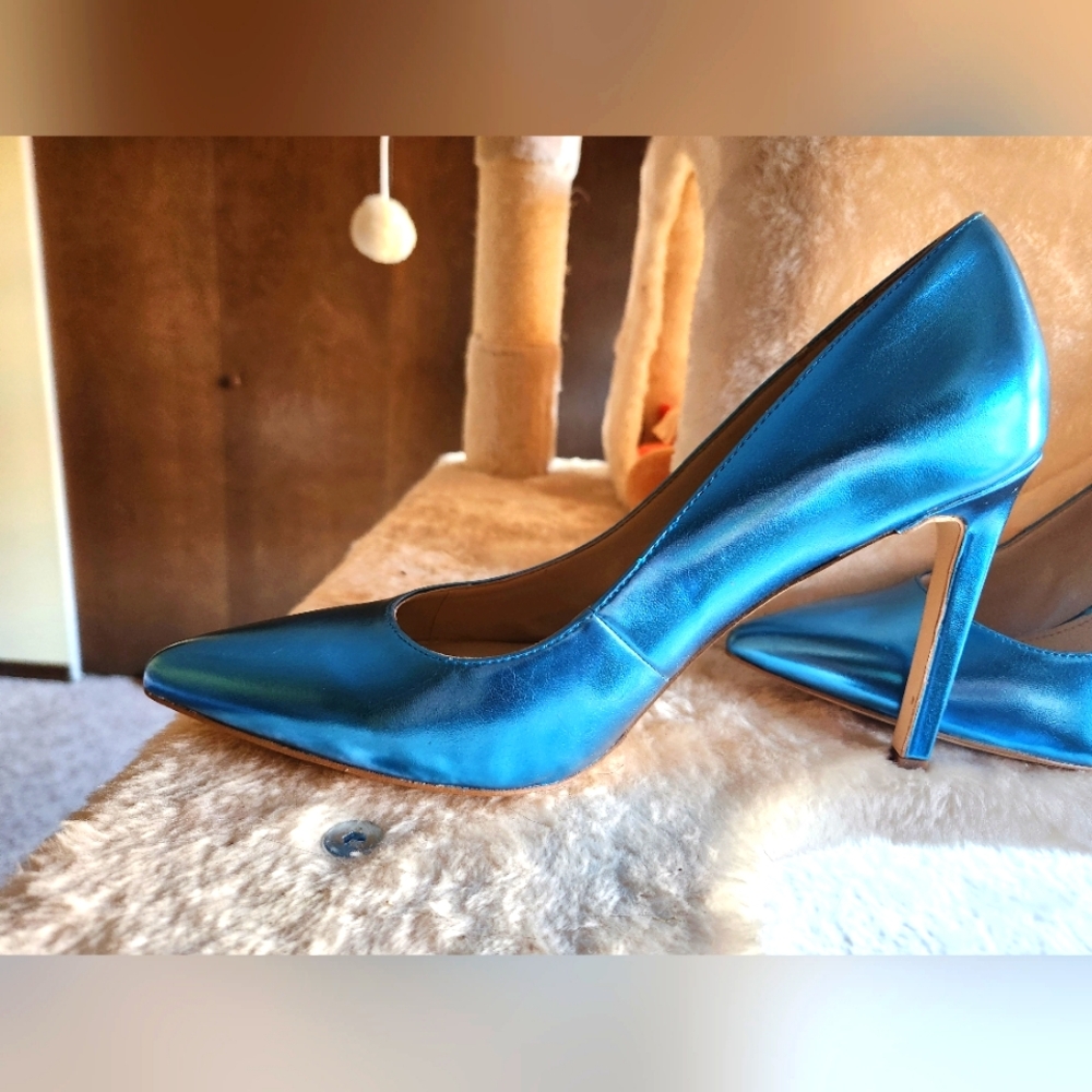 Nine West Blue Metallic Heels - Picture 11 of 11